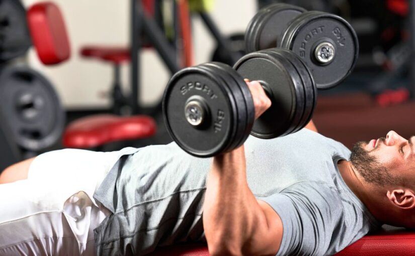 Dumbbell Bench Press vs. Barbell Bench Press: Which is Better?